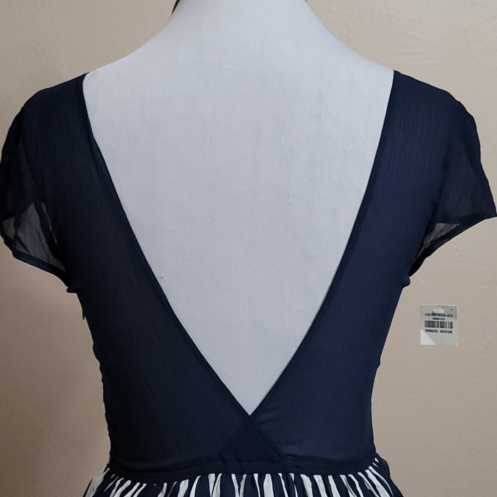 NWT Abercrombie & Fitch Dress - Picture 4 of 9